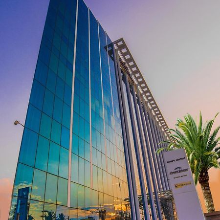 Howard Johnson By Wyndham, Hebbal, Bengaluru Exteriör bild